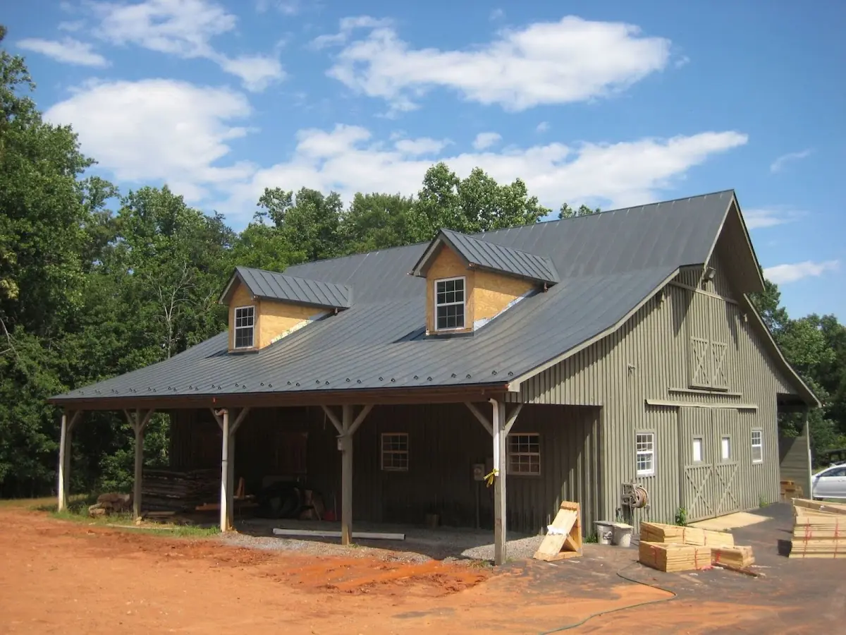 Expert Roof Repair workmanship in Valley Glen